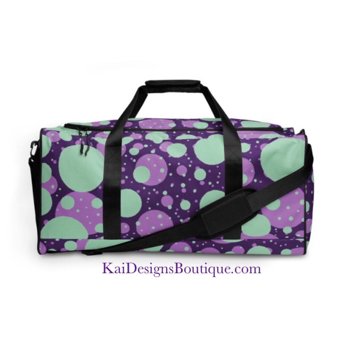 This Kai Designs Duffel Bag is the perfect spacious bag no matter the occasion. 